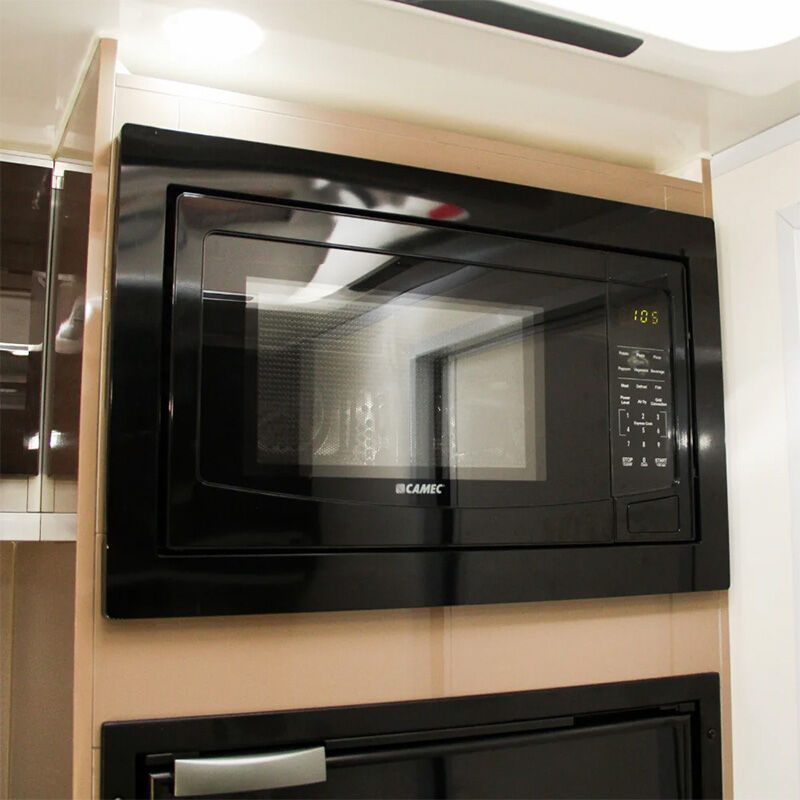 Camec Multi-Function Microwave/Air Fryer/Oven - Image 4